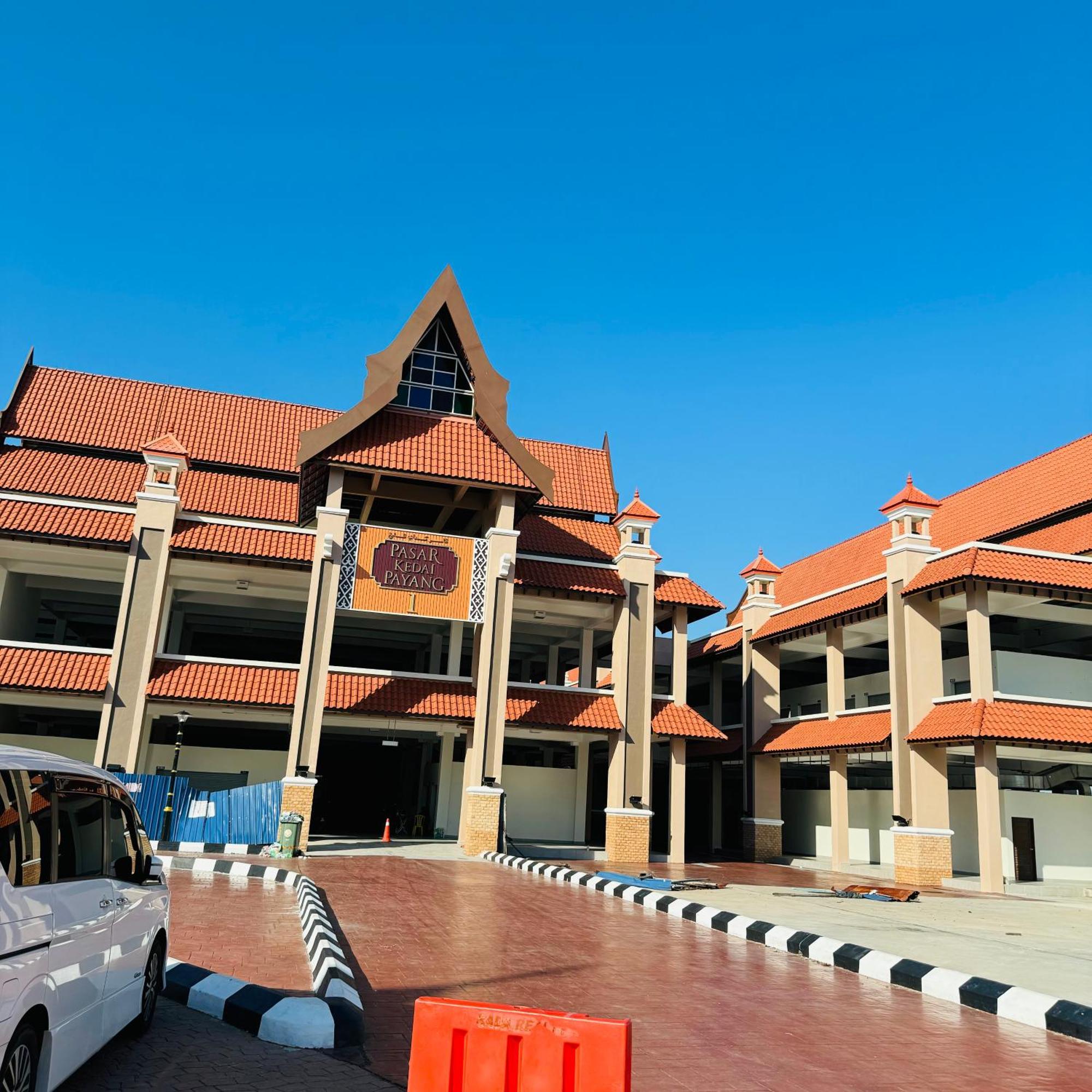 Rayyaz Inn Kuala Terengganu Exterior foto